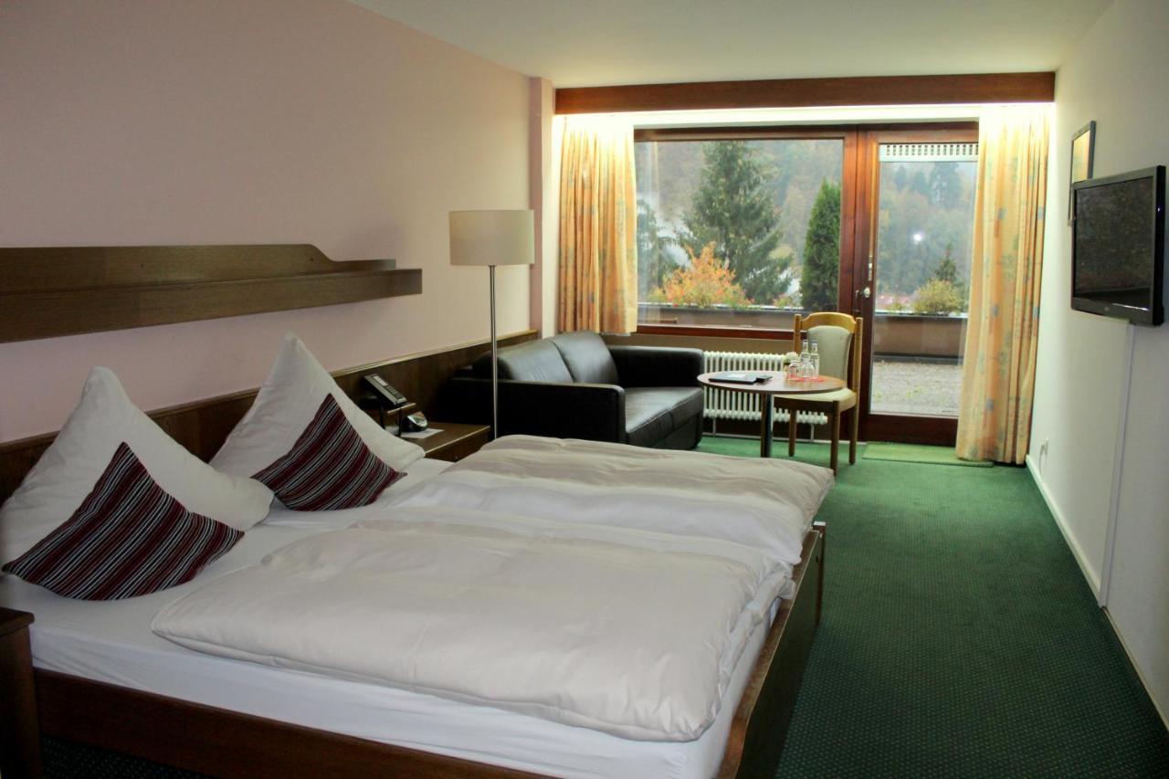 Hotel Am Bad-Wald Bad Liebenzell Ngoại thất bức ảnh